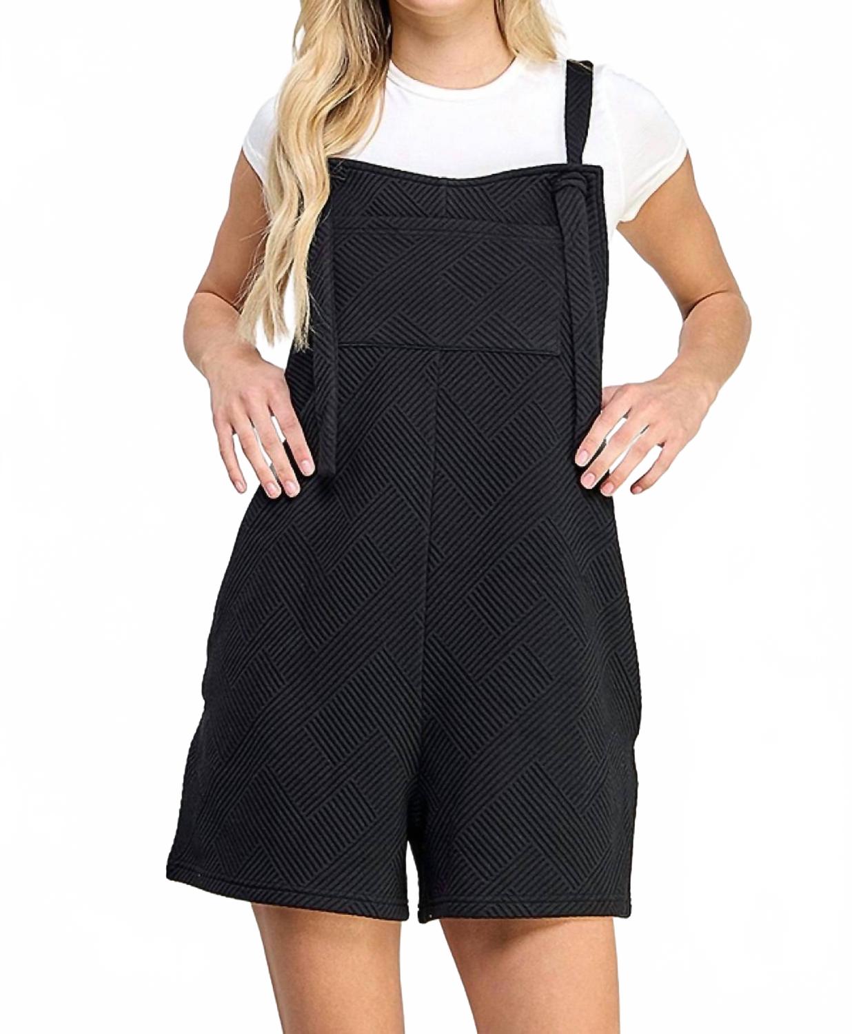 Текстурированный комбинезон Gia черного цвета Sixty One, черный
Текстурированный комбинезон Gia черного цвета Sixty One, черный