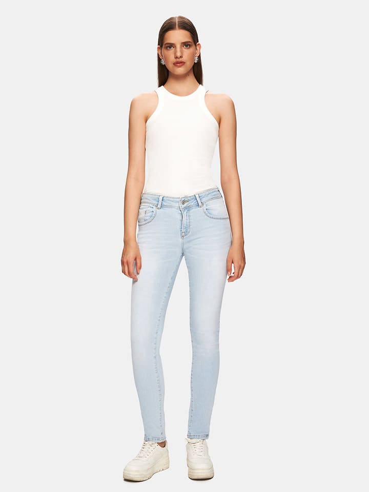 Джинсы LTB, светло-синий
Джинсы LTB, светло-синий