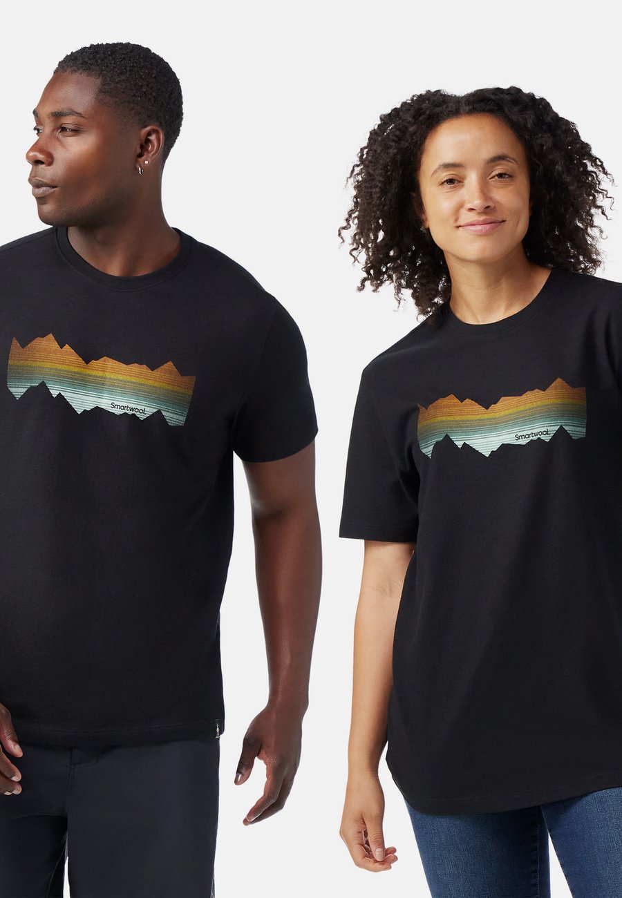 Футболка Smartwool MTN HRZN S/S GRPH , Black
Футболка Smartwool MTN HRZN S/S GRPH , Black