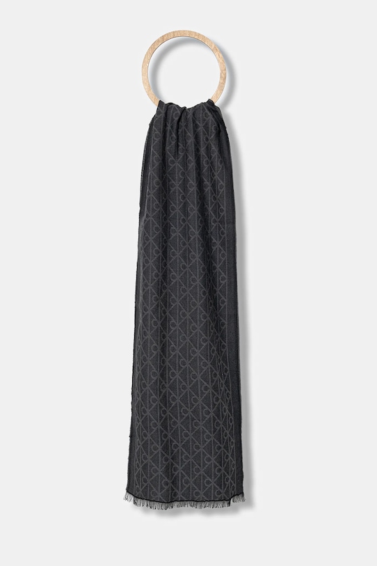 Шерстяной шарф Calvin Klein, серый
Шерстяной шарф Calvin Klein, серый