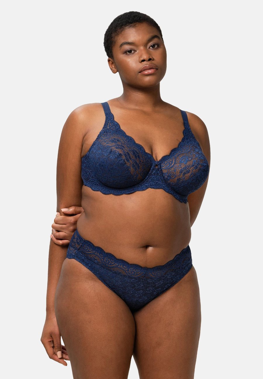 Бюстгальтер Triumph 2-PACK AMOURETTE, Deep Water/Dark Blue
Бюстгальтер Triumph 2-PACK AMOURETTE, Deep Water/Dark Blue