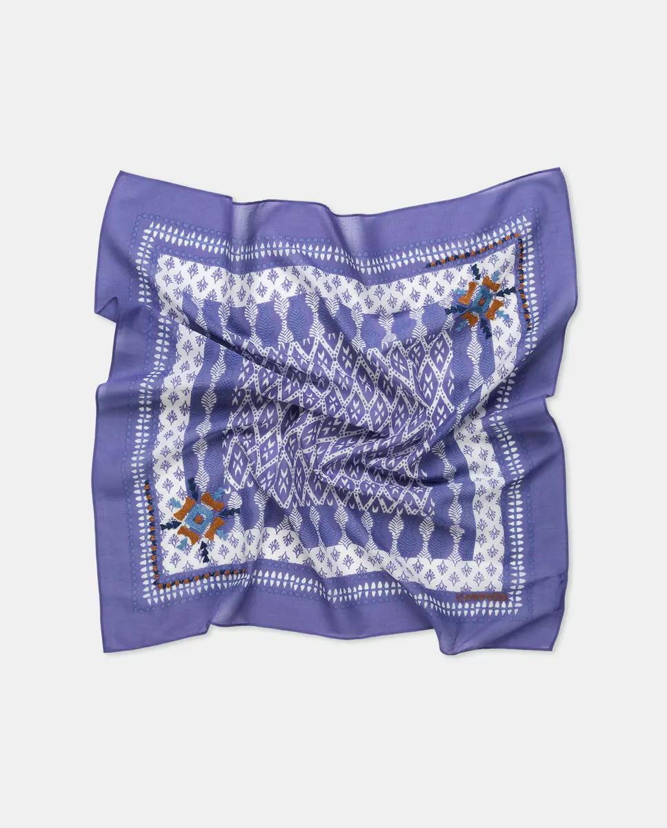 Вышитая бандана Tintoretto, цвет 400 Azul
Вышитая бандана Tintoretto, цвет 400 Azul