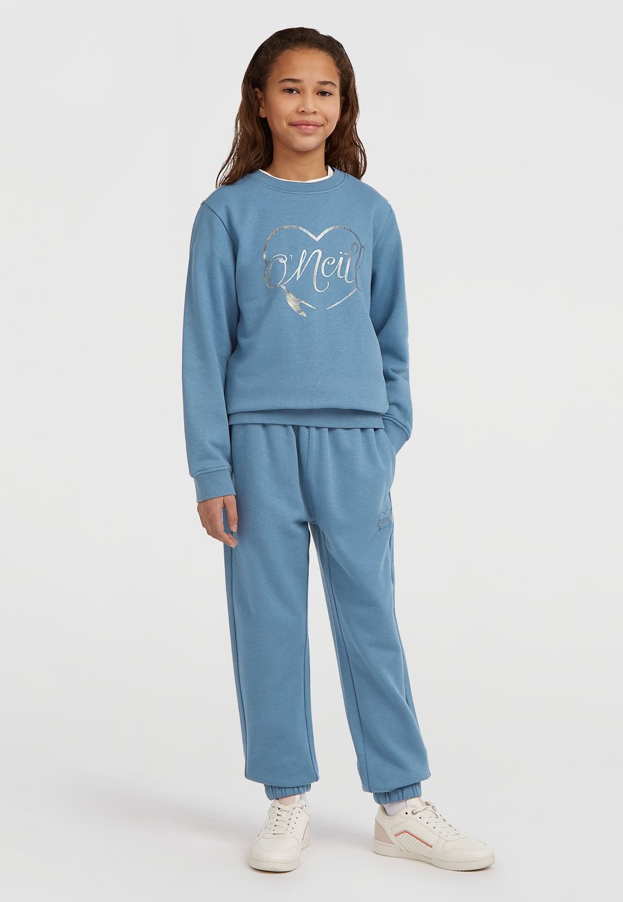 Толстовка O'Neill ESSENTIALS CREW , Mozart Blue/Blue
Толстовка O'Neill ESSENTIALS CREW , Mozart Blue/Blue