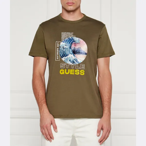 Футболка стандартного кроя Guess, хаки
Футболка стандартного кроя Guess, хаки