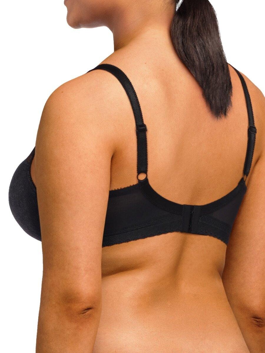 Бюстгальтер-футболка Festivité с глубоким вырезом Chantelle, черный
Бюстгальтер-футболка Festivité с глубоким вырезом Chantelle, черный