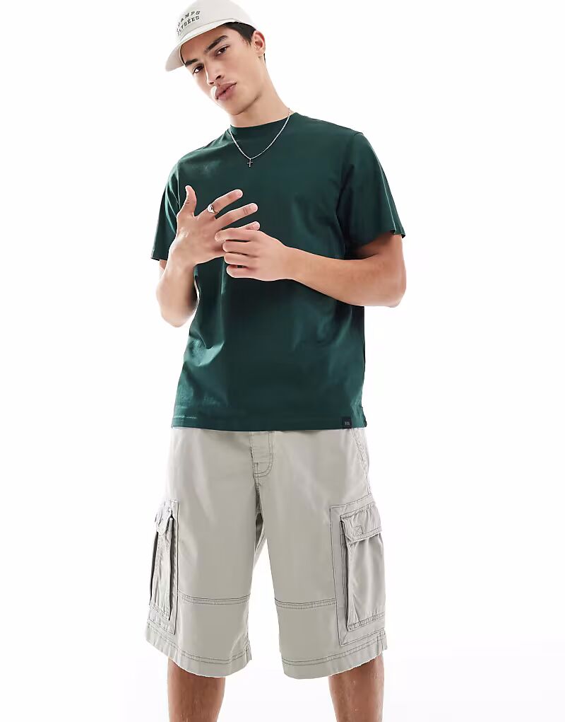 Мешковатые шорты-карго Hollister цвета хаки
Мешковатые шорты-карго Hollister цвета хаки