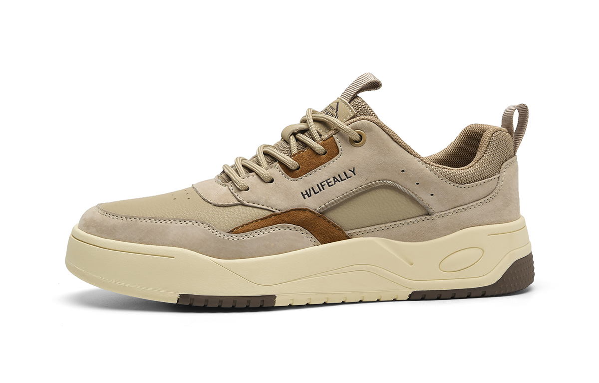 Низкие мужские кроссовки 4 см HLA, White Black 
Низкие мужские кроссовки 4 см HLA, White Black