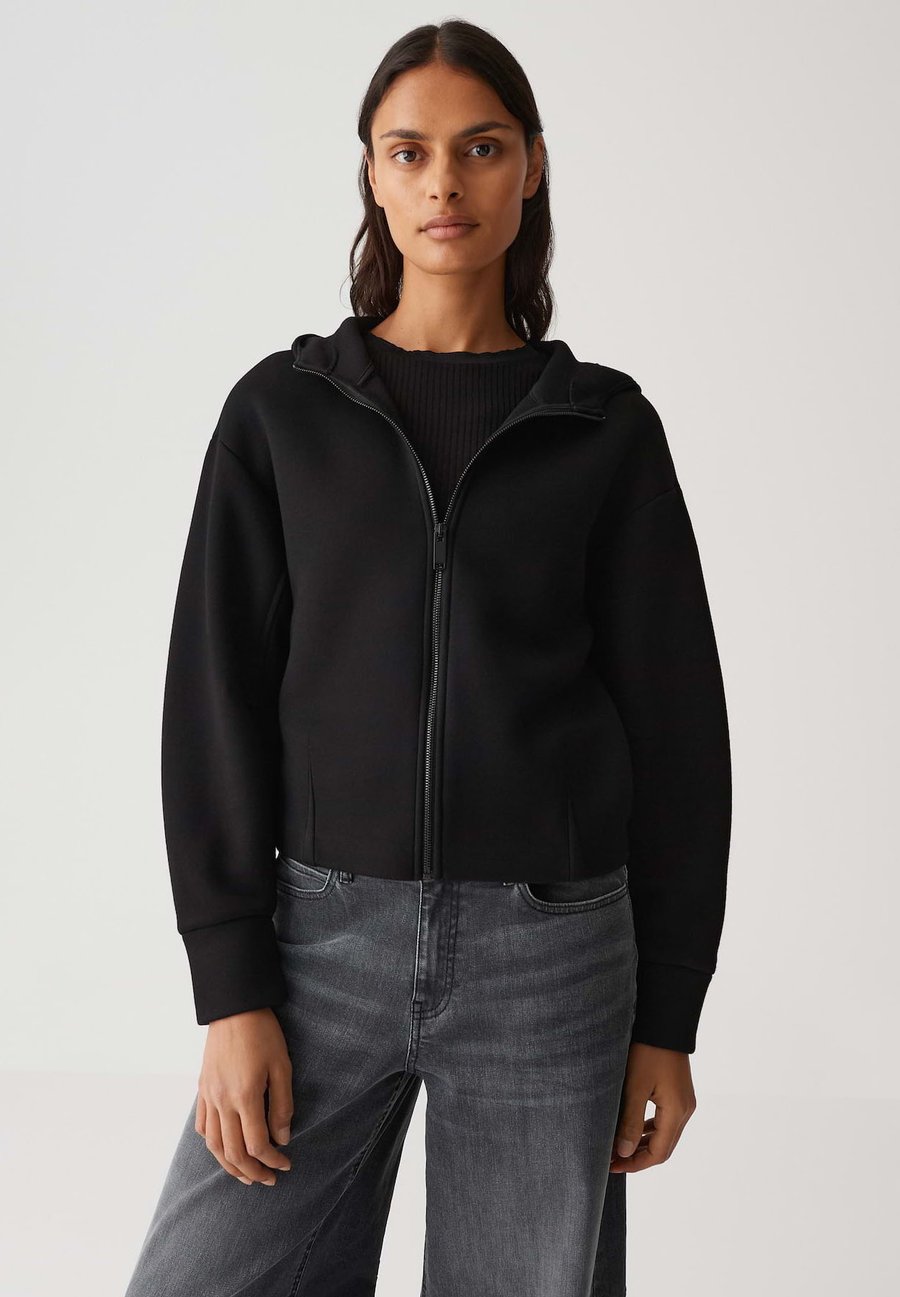 Толстовка OPUS REGULAR FIT, Black
Толстовка OPUS REGULAR FIT, Black