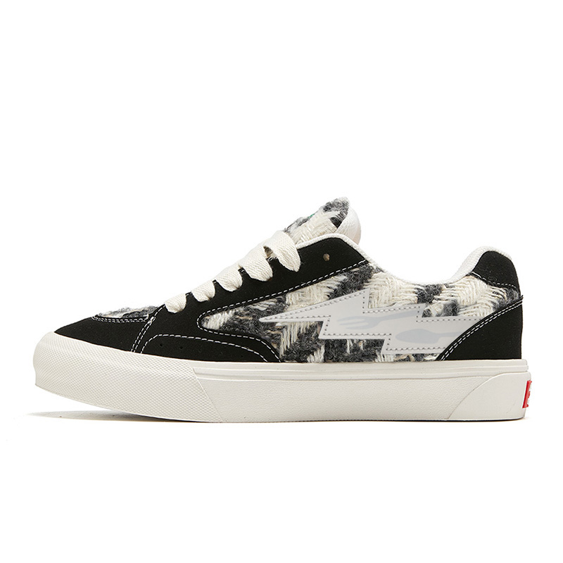 Western Ram Низкие скейтерские кроссовки унисекс черные, цвет Black
Western Ram Низкие скейтерские кроссовки унисекс черные, цвет Black