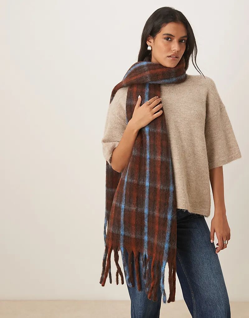Шарф ASOS DESIGN в мелкую клетку шоколадного цвета
Шарф ASOS DESIGN в мелкую клетку шоколадного цвета