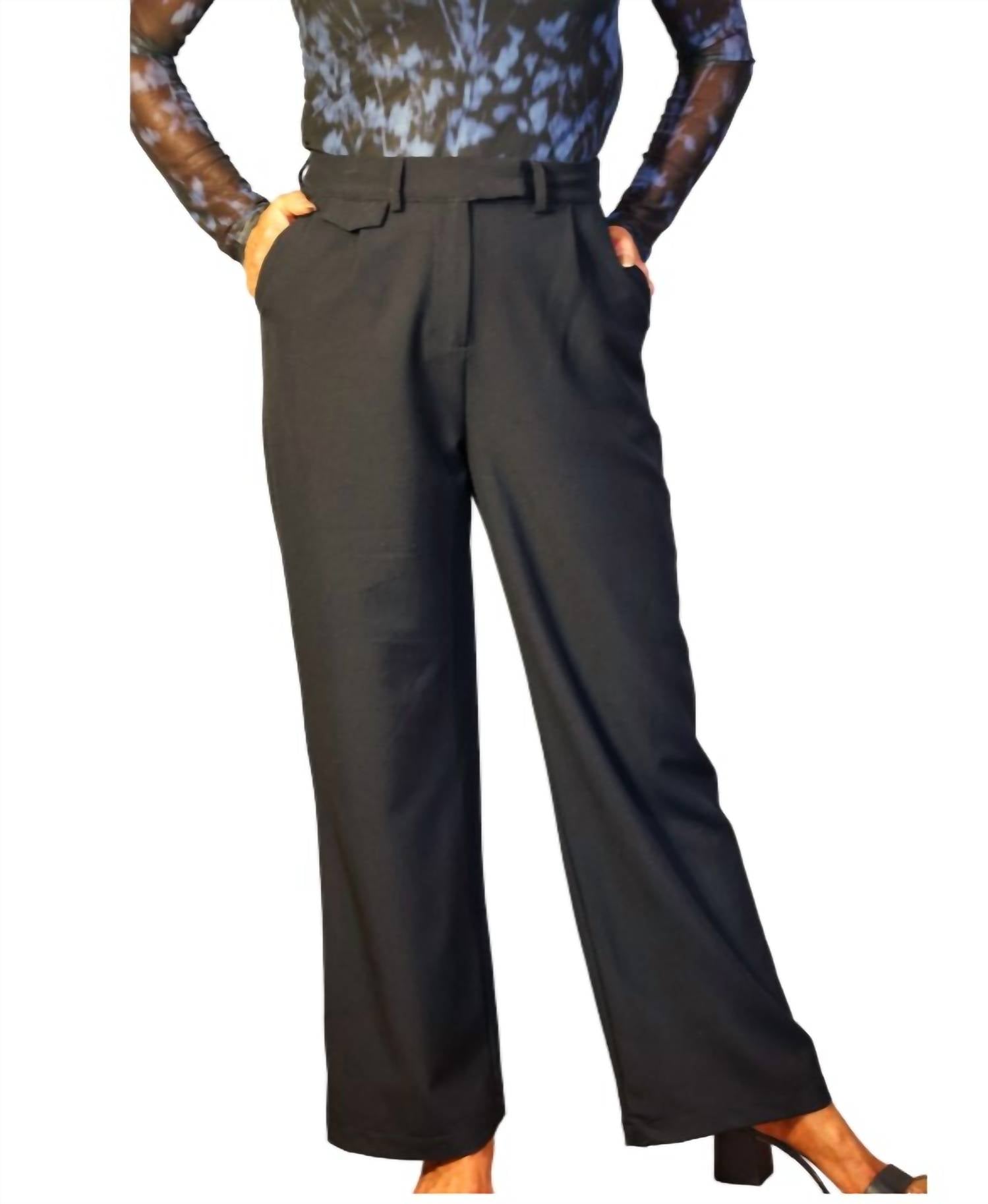 Креповые брюки темно-синего цвета WILD PONY
Креповые брюки темно-синего цвета WILD PONY