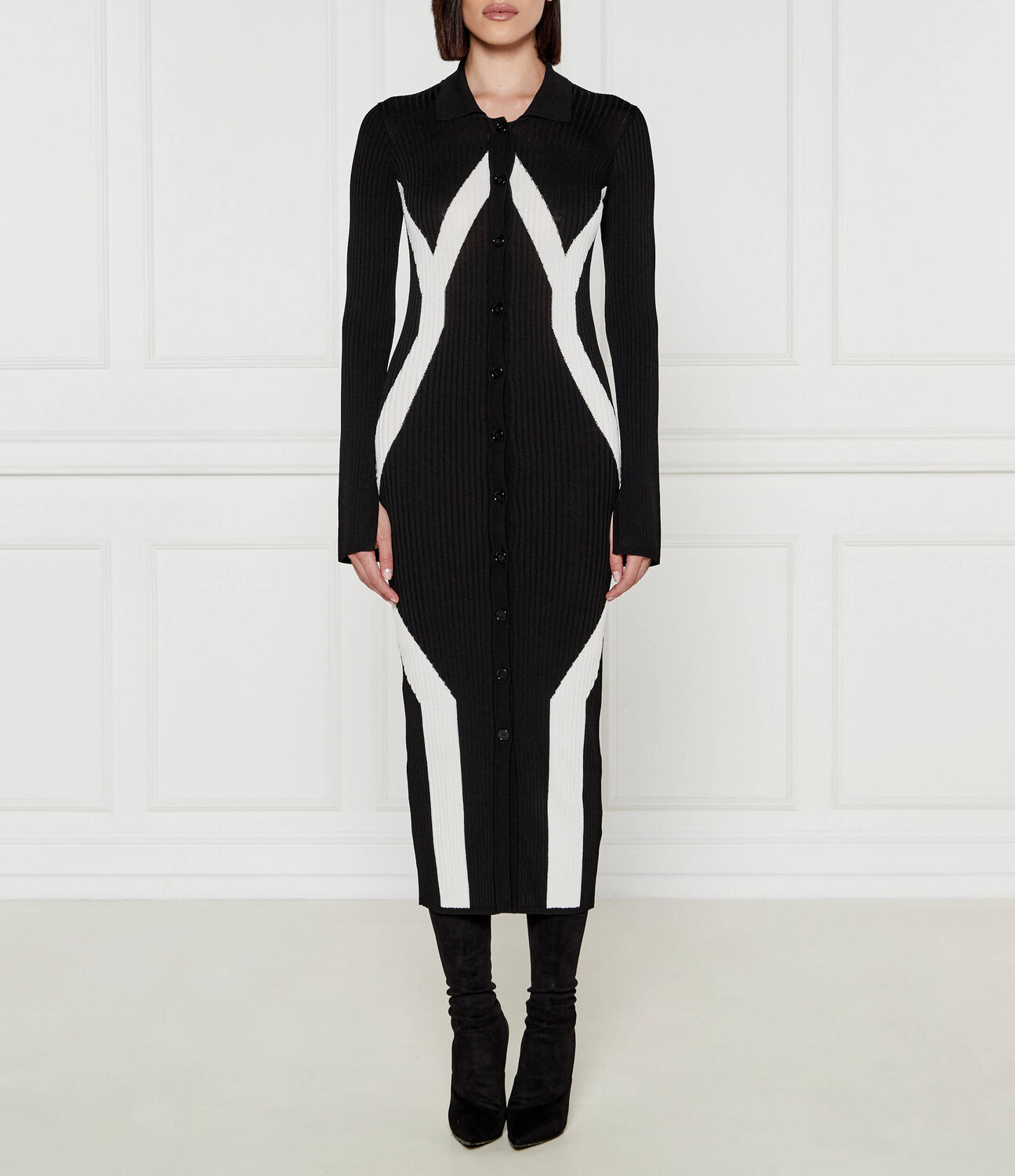 Платье Patrizia Pepe, черный 
Платье Patrizia Pepe, черный