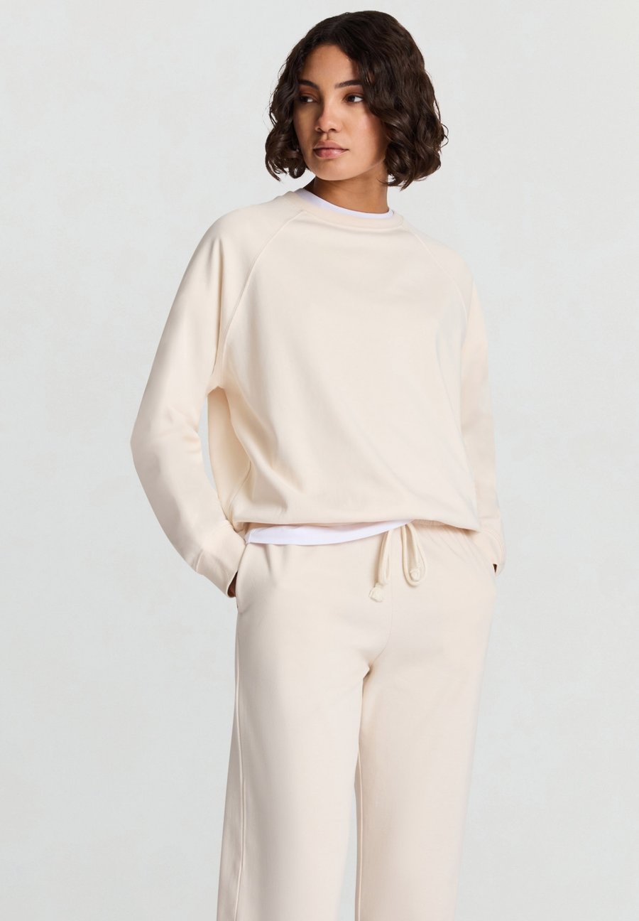 Толстовка Calliope Sweatshirt, Gesso/White, Белый, Толстовка Calliope Sweatshirt, Gesso/White
Толстовка Calliope Sweatshirt, Gesso/White, Белый, Толстовка Calliope Sweatshirt, Gesso/White