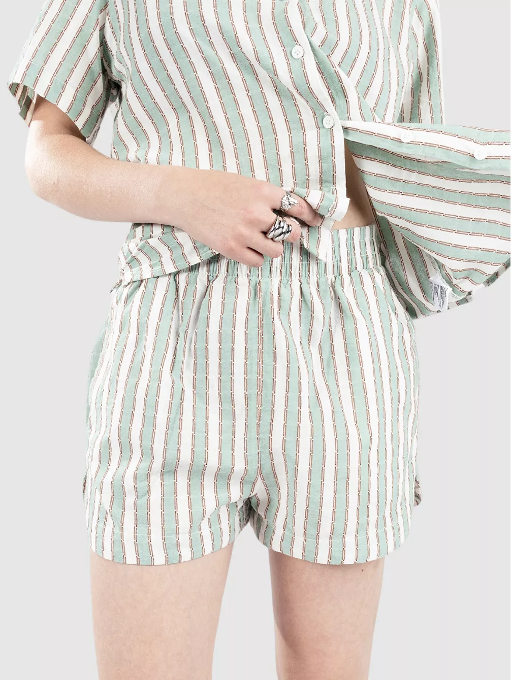 Шорты с морским пейзажем Rhythm, зеленый
Шорты с морским пейзажем Rhythm, зеленый