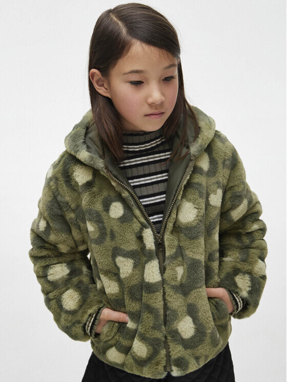 Шуба стандартного кроя Mayoral, зеленый
Шуба стандартного кроя Mayoral, зеленый