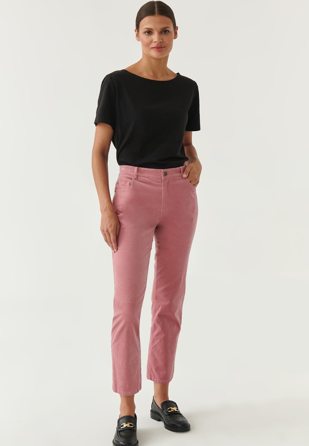 Брюки ZORIA TATUUM, красный
Брюки ZORIA TATUUM, красный