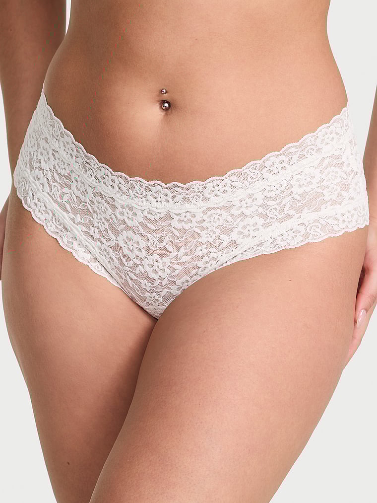 Кружевные трусики-стринги The Lacie, lace coconut white
Кружевные трусики-стринги The Lacie, lace coconut white