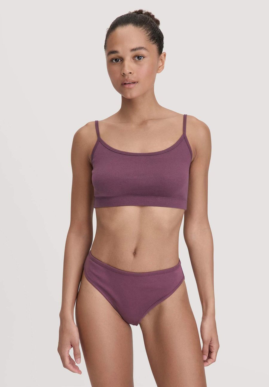 Брифы Hessnatur 2 PACK, Brombeere/Bordeaux
Брифы Hessnatur 2 PACK, Brombeere/Bordeaux