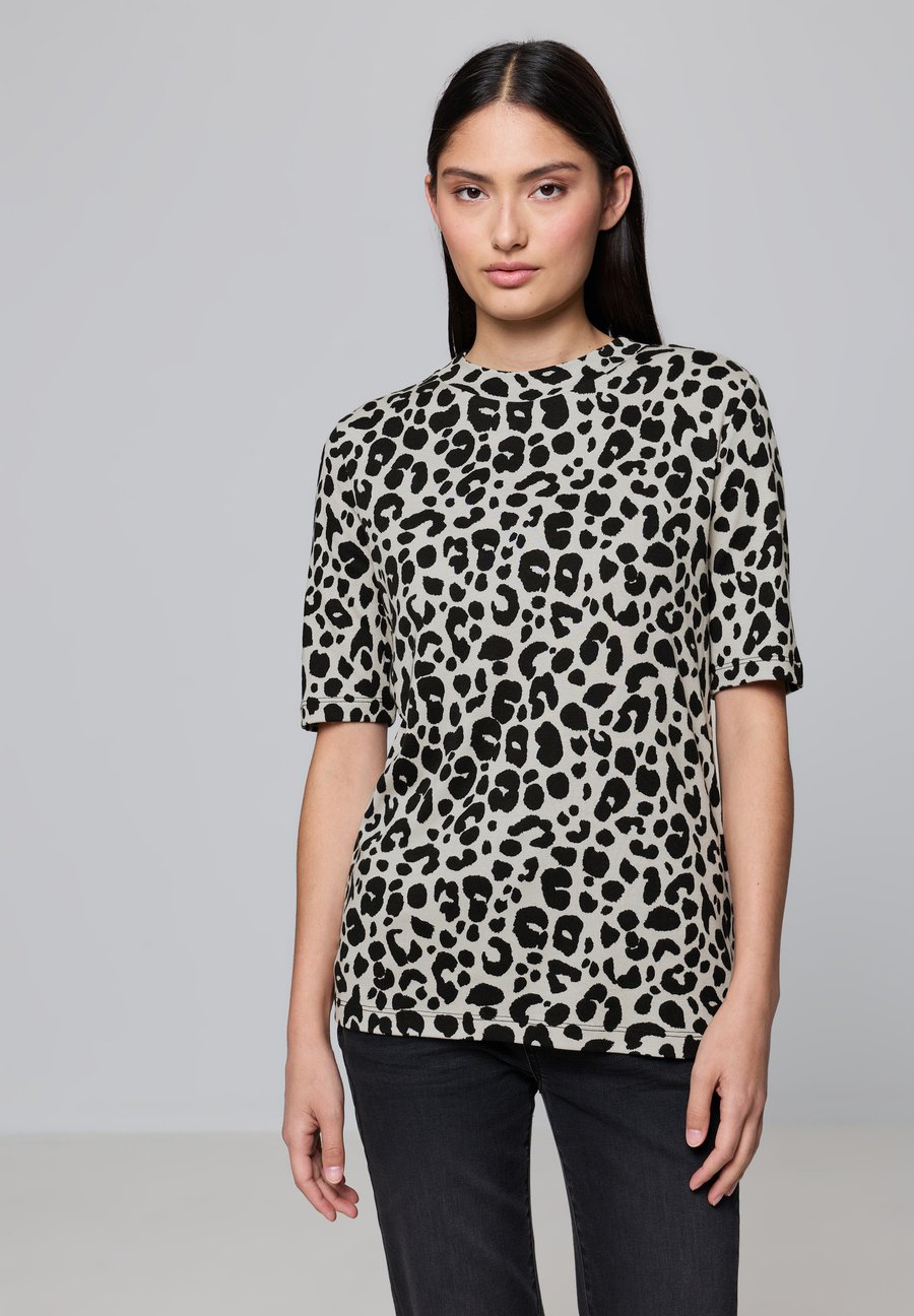 Футболка Street One Studio GEMUSTERTES KURZARM, Beige
Футболка Street One Studio GEMUSTERTES KURZARM, Beige