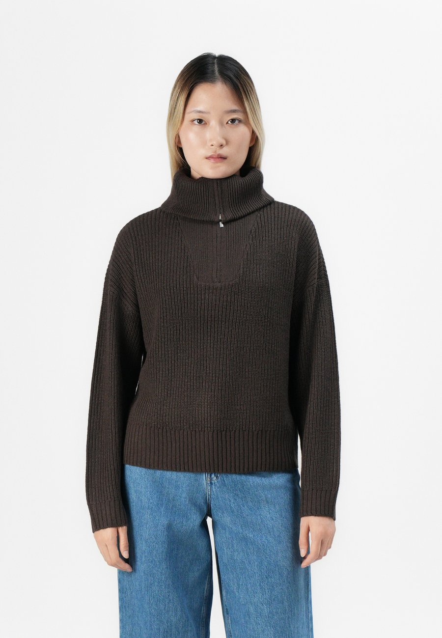 Джемпер ONLY ONLELISABETH HIGHNECK ZIP, Coffee Bean/Brown
Джемпер ONLY ONLELISABETH HIGHNECK ZIP, Coffee Bean/Brown