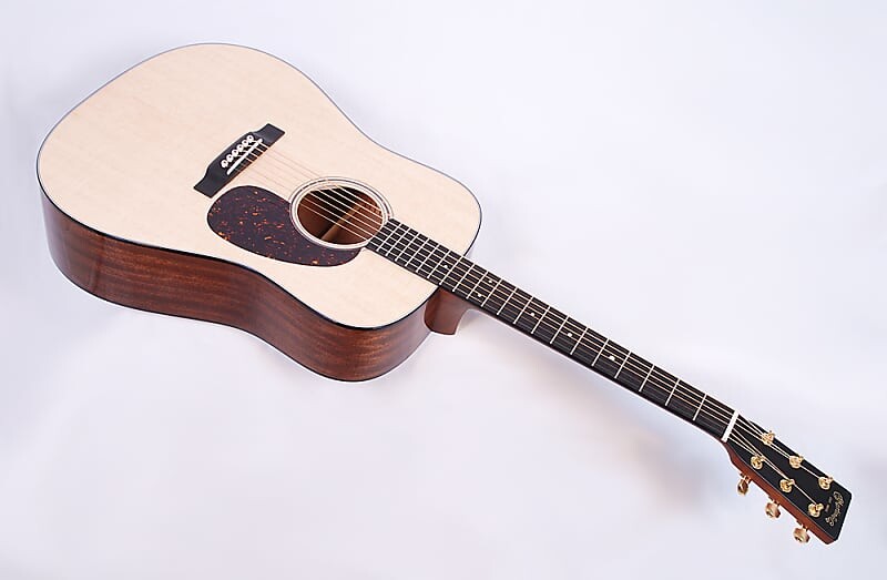 Акустическая гитара Martin DSTG Gloss Sapele Spruce Dreadnought NOS Never on Display Hard Case @ LA Guitar Sales
Акустическая гитара Martin DSTG Gloss Sapele Spruce Dreadnought NOS Never on Display Hard Case @ LA Guitar Sales