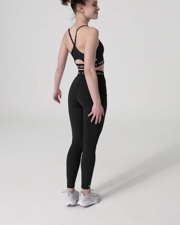 Женские кардио-легинсы Domyos комфортные и мягкие
Женские кардио-легинсы Domyos комфортные и мягкие