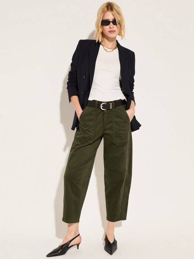 Богатые брюки-карго из органического хлопка amelia Baukjen, цвет Dark Olive
Богатые брюки-карго из органического хлопка amelia Baukjen, цвет Dark Olive