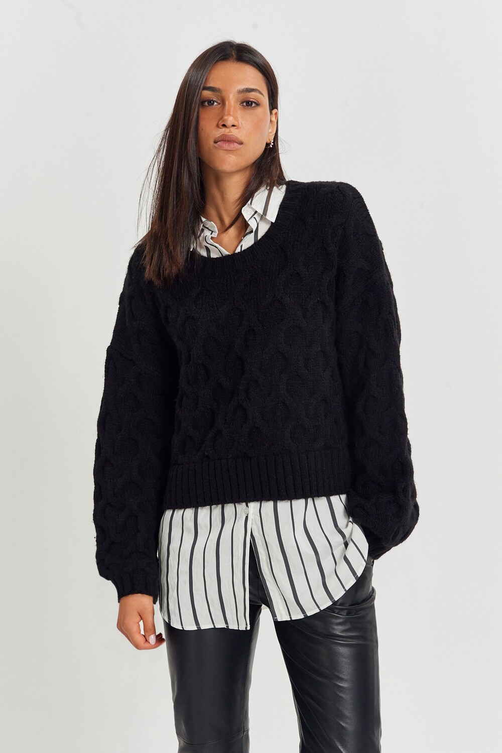 Плотный свитер с декоративной строчкой Next, черный 
Плотный свитер с декоративной строчкой Next, черный