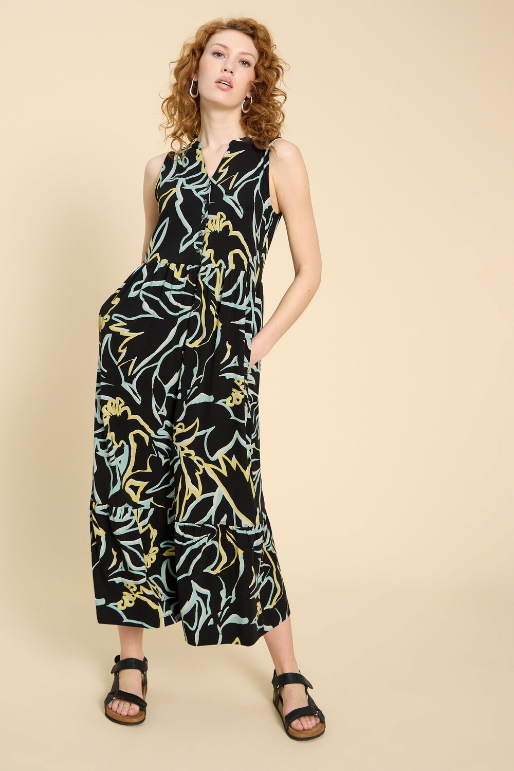 Платье макси Sonia из джерси White Stuff, черный
Платье макси Sonia из джерси White Stuff, черный