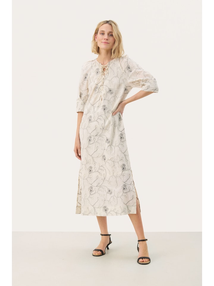 Платье TonePW, свободного кроя, черного цвета с белой строчкой PART TWO
Платье TonePW, свободного кроя, черного цвета с белой строчкой PART TWO