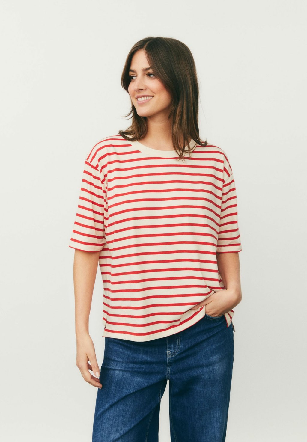 Футболка с принтом MADOREANN Masai, красный
Футболка с принтом MADOREANN Masai, красный