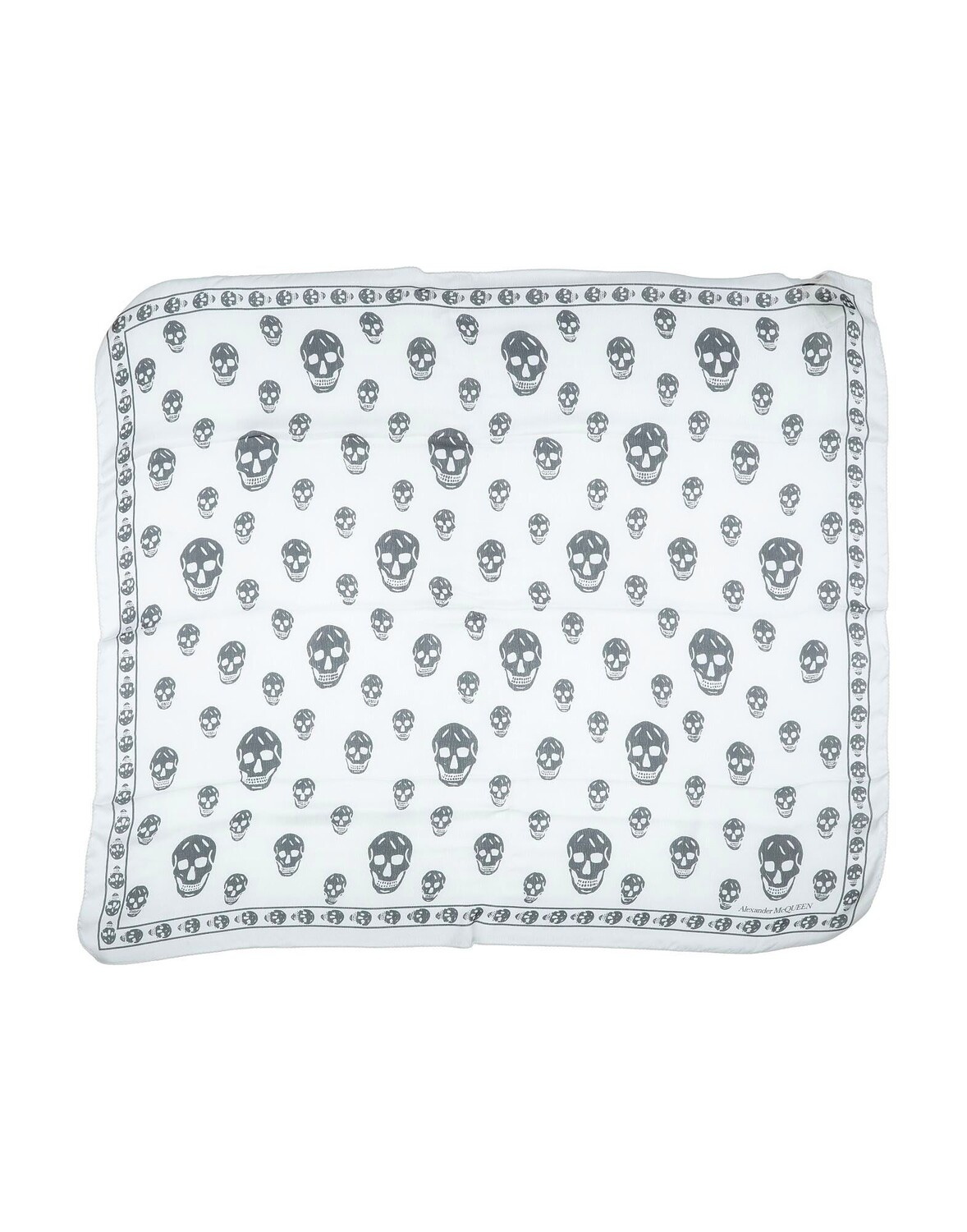 Шарф Alexander Mcqueen, слоновая кость
Шарф Alexander Mcqueen, слоновая кость