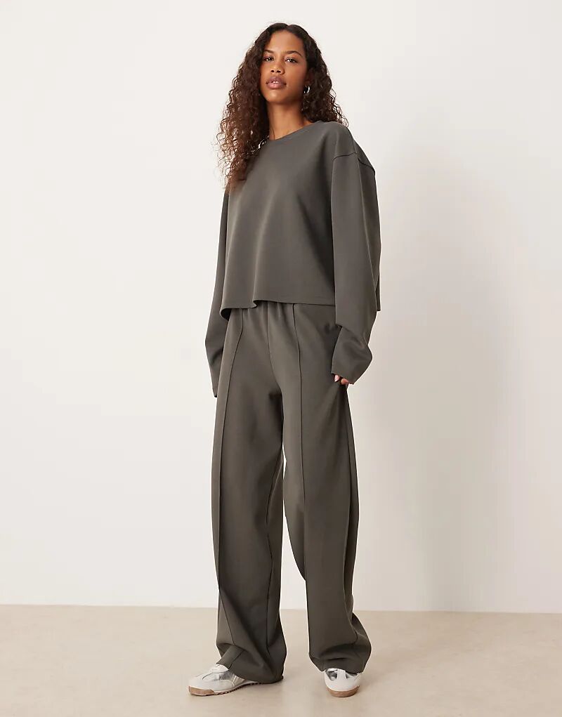 Лонгслив свободного кроя с длинными рукавами ASOS DESIGN Co-ord, антрацитового цвета
Лонгслив свободного кроя с длинными рукавами ASOS DESIGN Co-ord, антрацитового цвета