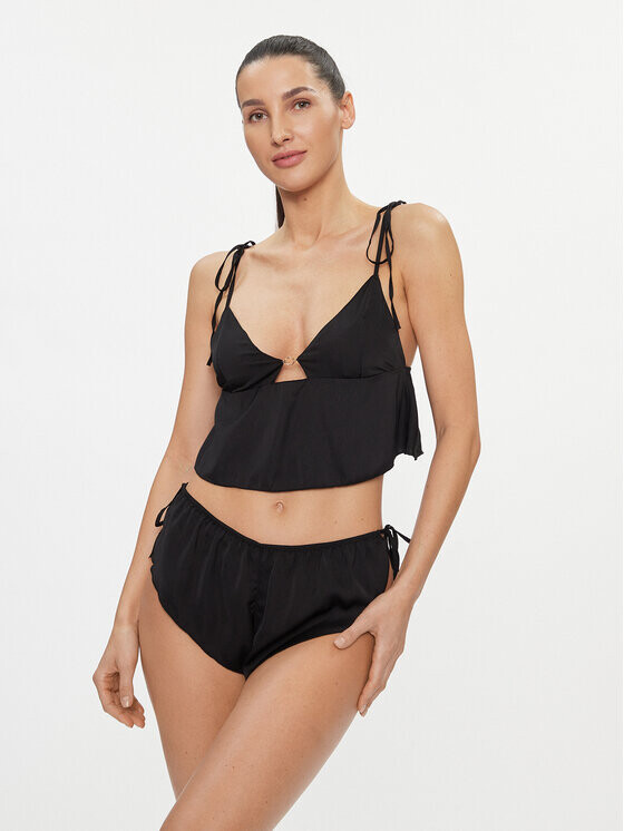 Пижамы стандартного кроя Bluebella, черный
Пижамы стандартного кроя Bluebella, черный