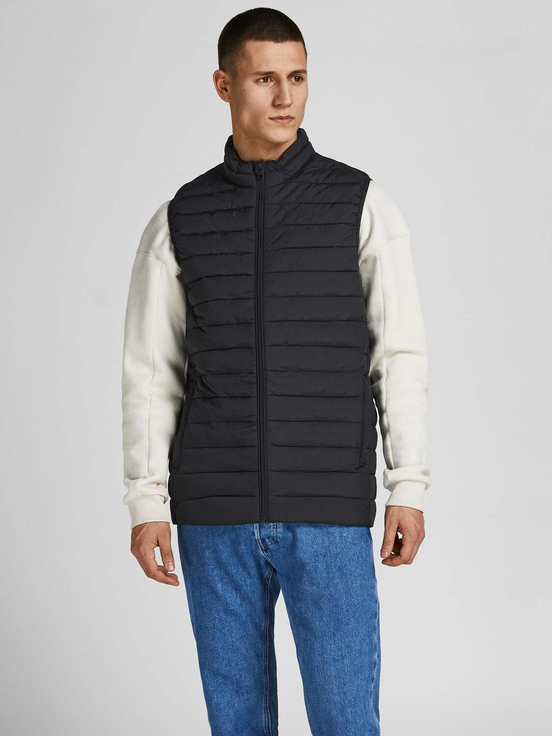 Утепленный жилет Jack & Jones Stepp Übergangs Jacke Blouson ohne Ärmel JJERECYCLE, черный
Утепленный жилет Jack & Jones Stepp Übergangs Jacke Blouson ohne Ärmel JJERECYCLE, черный