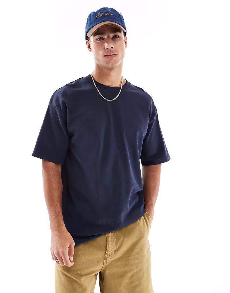 Футболка свободного кроя Brave Soul темно-синего цвета с высоким воротом
Футболка свободного кроя Brave Soul темно-синего цвета с высоким воротом