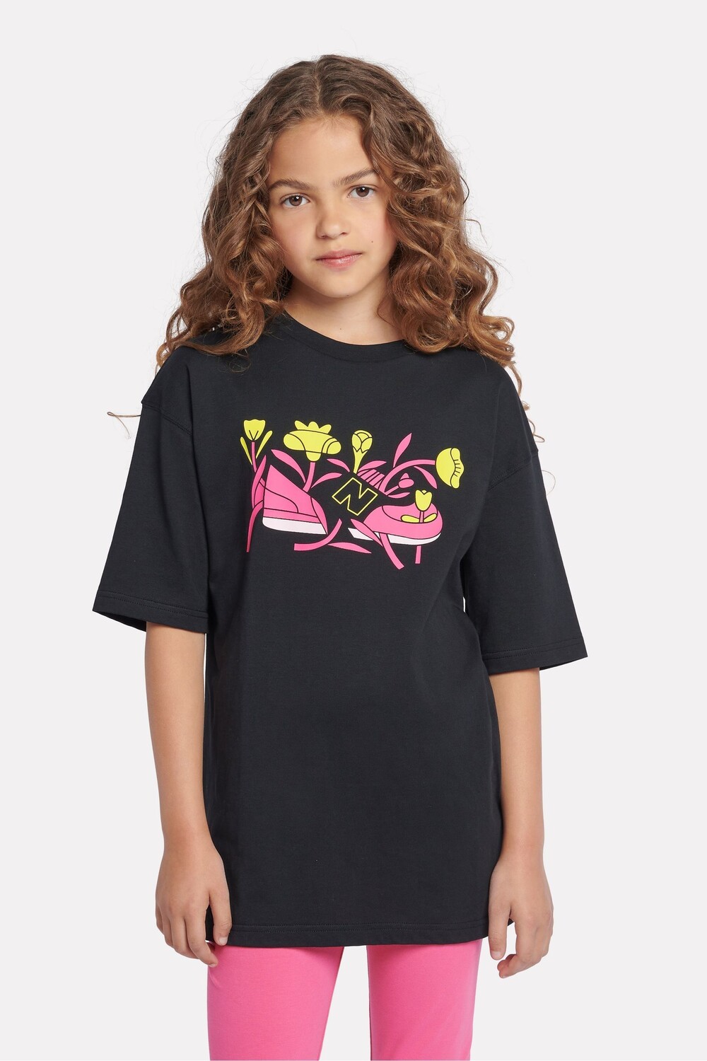 Футболка с цветочным принтом для девочек cdl New Balance, черный
Футболка с цветочным принтом для девочек cdl New Balance, черный