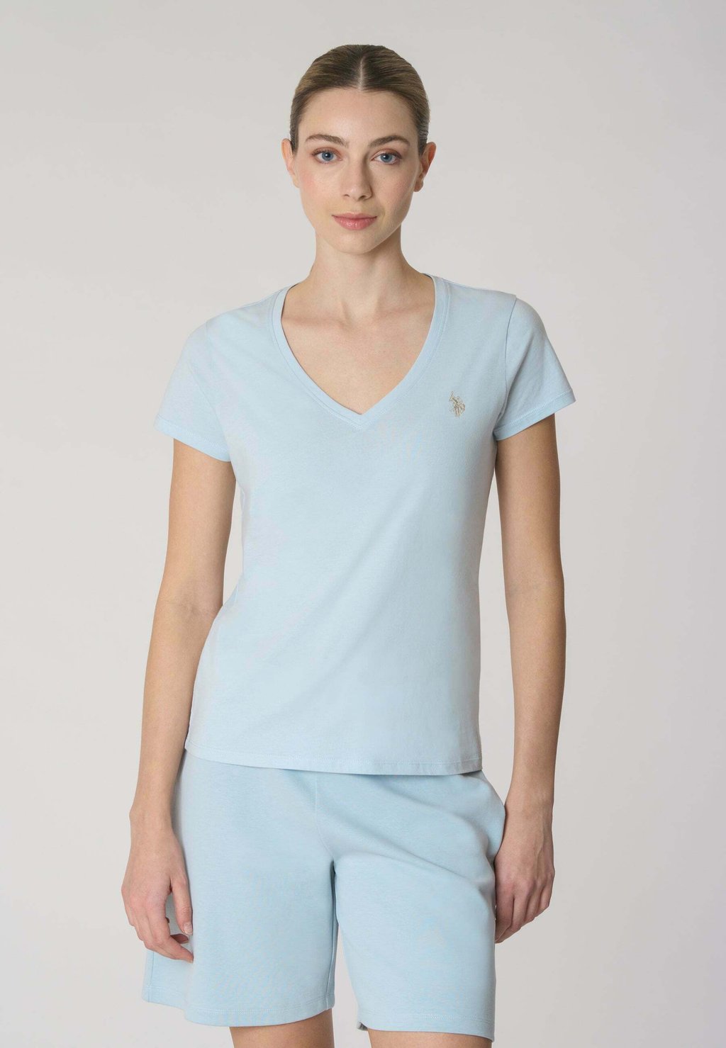 Базовая футболка CON SCOLLO A V A MANICHE CORTE IN LIGHT U.S. Polo Assn., синий
Базовая футболка CON SCOLLO A V A MANICHE CORTE IN LIGHT U.S. Polo Assn., синий