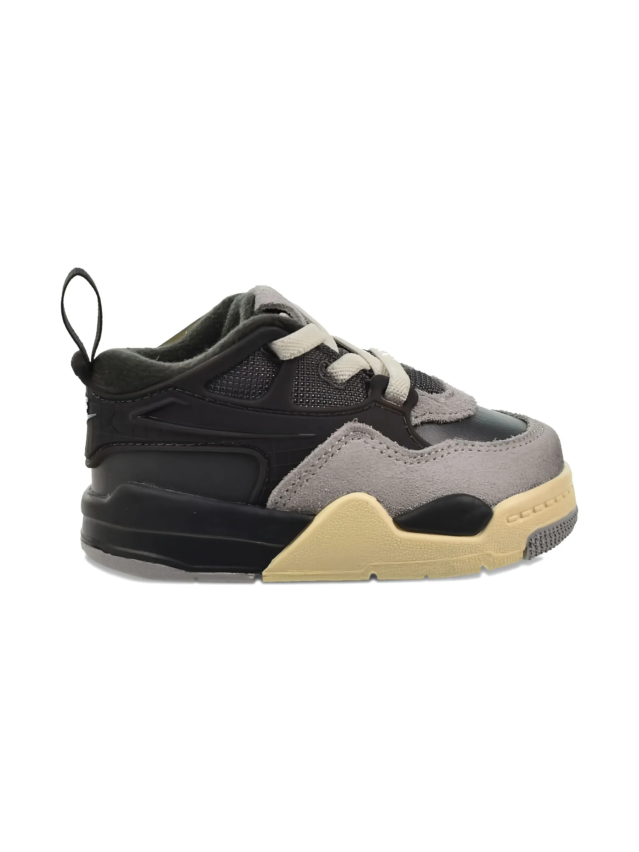 Кроссовки 4 RM Jordan Kids, черный
Кроссовки 4 RM Jordan Kids, черный