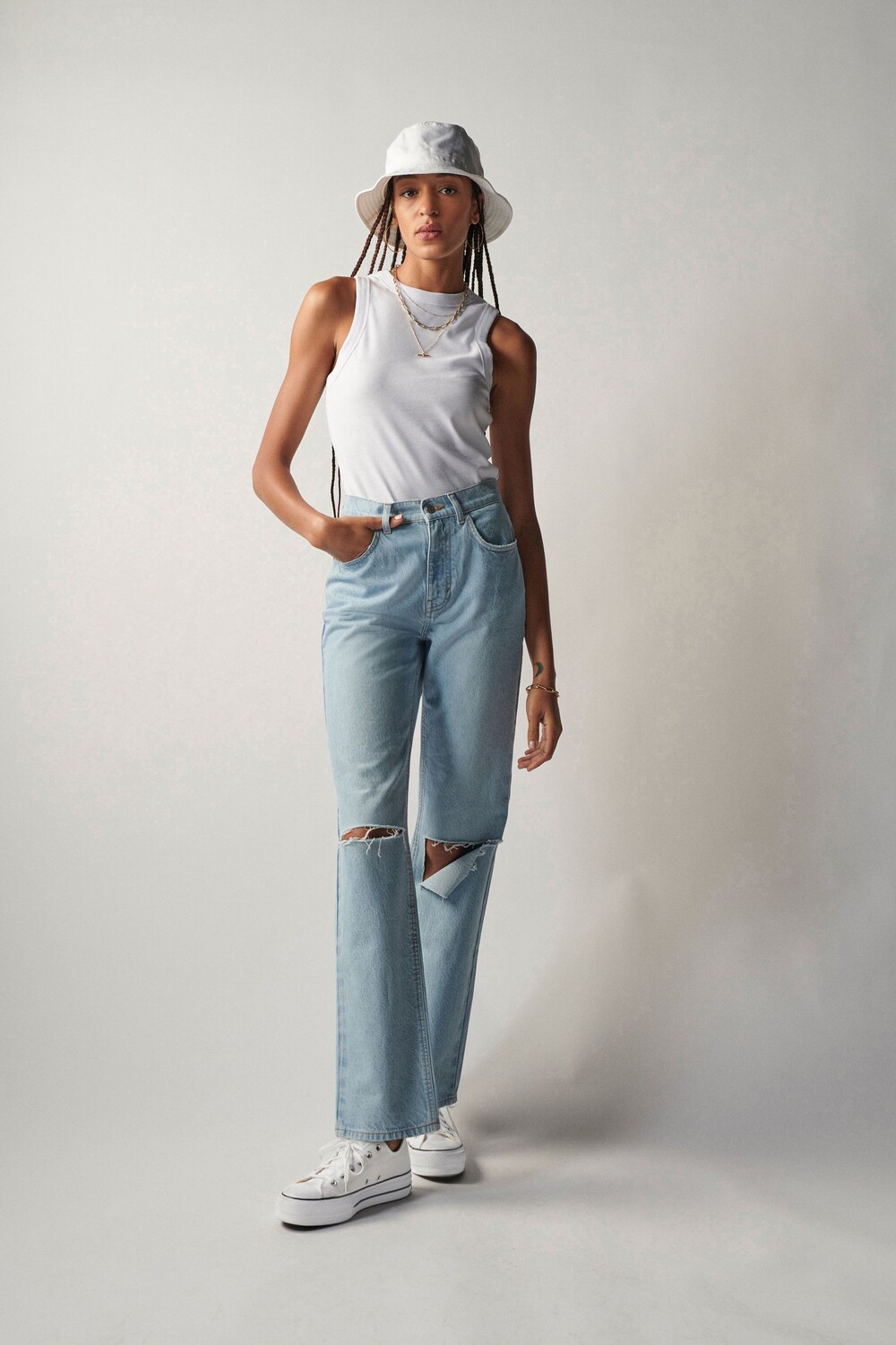 Прямые джинсы в стиле 90-х Own, синий
Прямые джинсы в стиле 90-х Own, синий