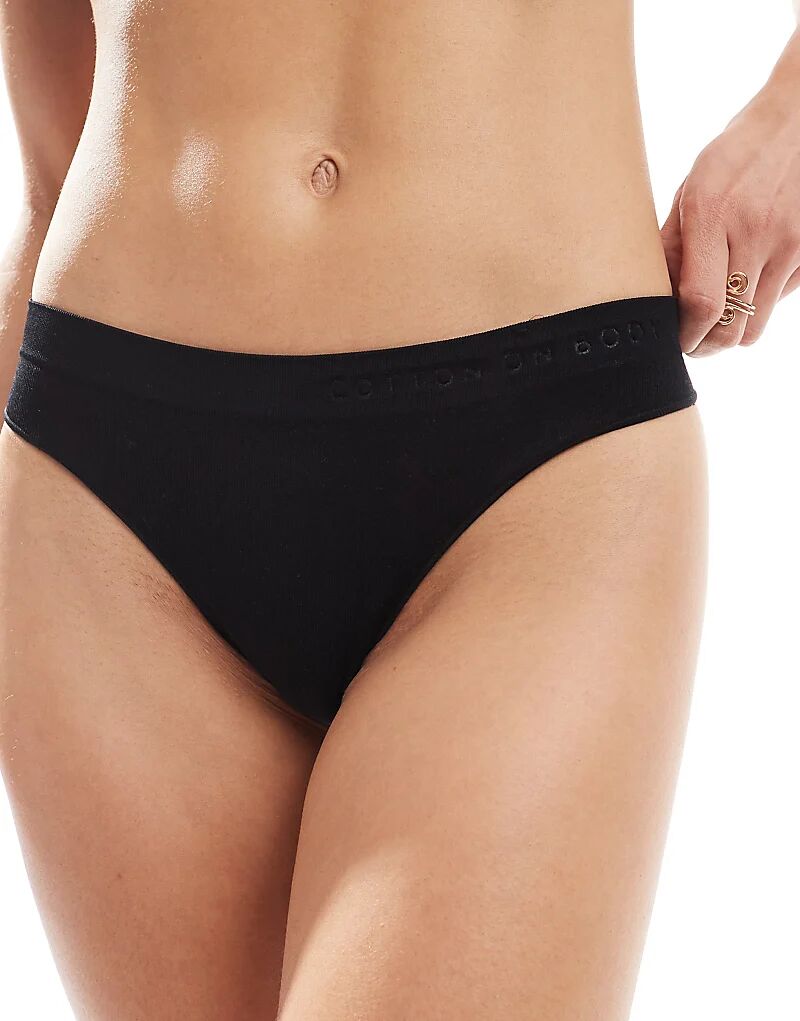 Невидимые трусы Cotton On черного цвета
Невидимые трусы Cotton On черного цвета