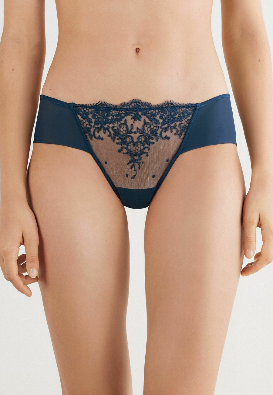 Брифы Intimissimi Briefs, Blue/Mottled Dark Blue
Брифы Intimissimi Briefs, Blue/Mottled Dark Blue