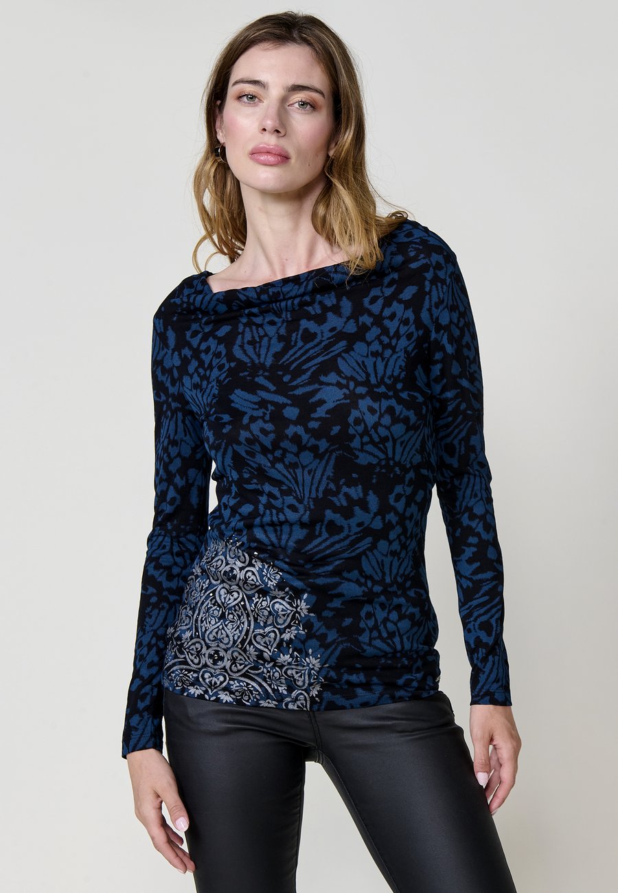 Блуза Koroshi LONG SLEEVE PRINTED, Navy/Dark Blue
Блуза Koroshi LONG SLEEVE PRINTED, Navy/Dark Blue