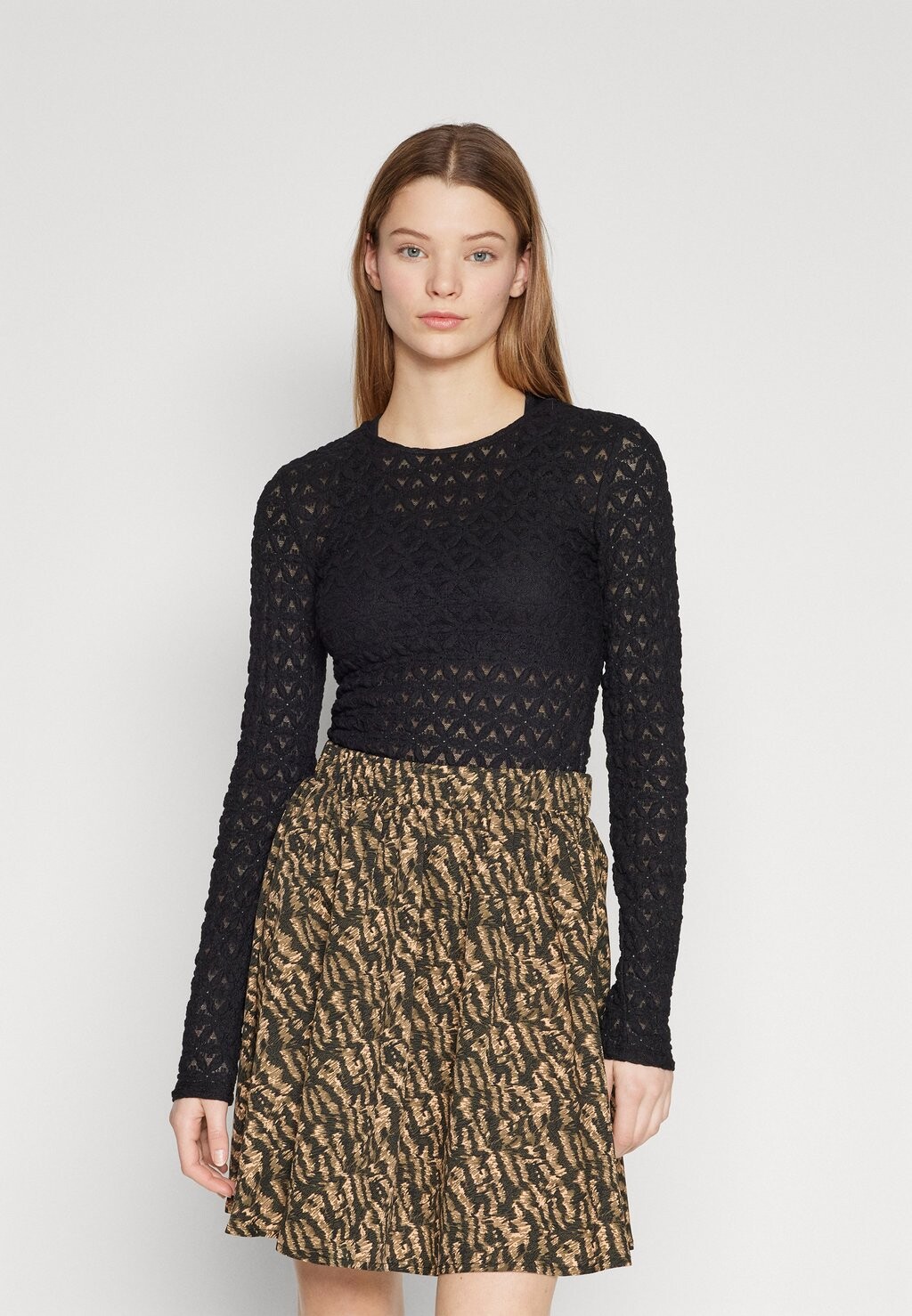 Топ с длинными рукавами VIROSILLE VILA, цвет black beauty
Топ с длинными рукавами VIROSILLE VILA, цвет black beauty