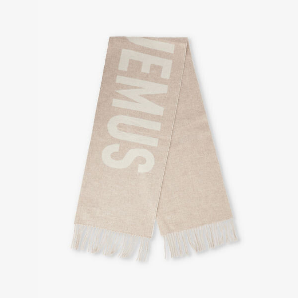 Шарф L'Echarpe из шерстяной вязки с бахромой Jacquemus, бежевый
Шарф L'Echarpe из шерстяной вязки с бахромой Jacquemus, бежевый