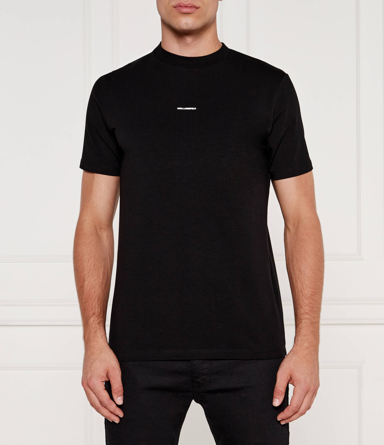 Футболка Karl Lagerfeld Regular Fit, черный
Футболка Karl Lagerfeld Regular Fit, черный