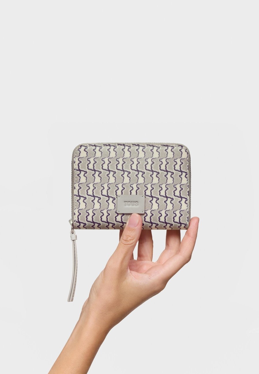 Кошелек Tous DOUBLE-WAY, Grey
Кошелек Tous DOUBLE-WAY, Grey