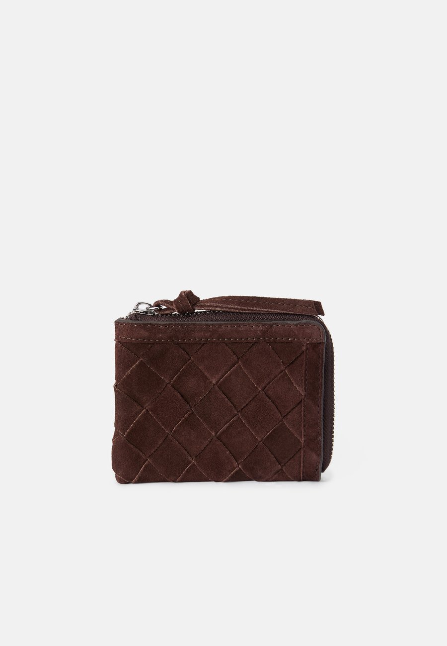 Кошелек Zign LEATHER UNISEX, Chocolate Brown/Dark Brown
Кошелек Zign LEATHER UNISEX, Chocolate Brown/Dark Brown