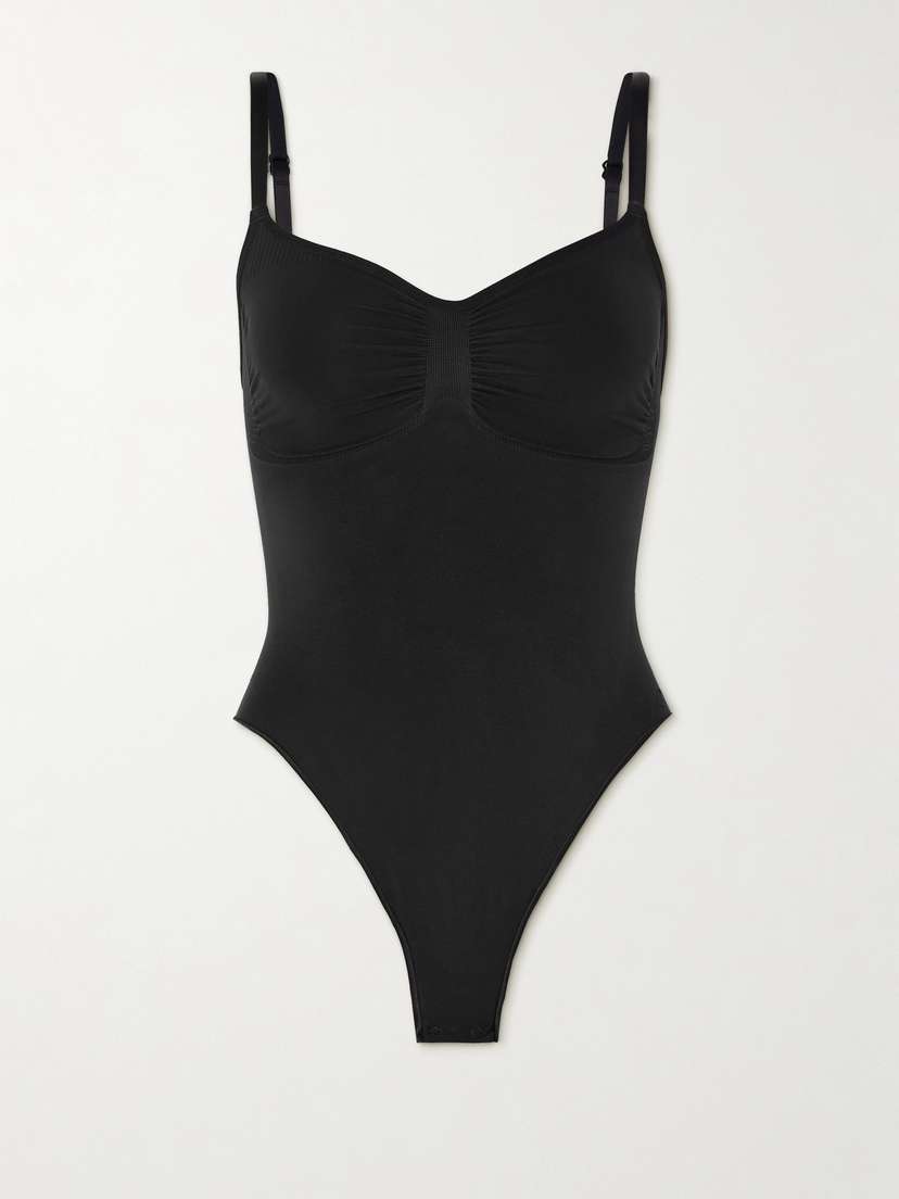 Бесшовный скульптурный боди-стринги - оникс Skims, черный
Бесшовный скульптурный боди-стринги - оникс Skims, черный