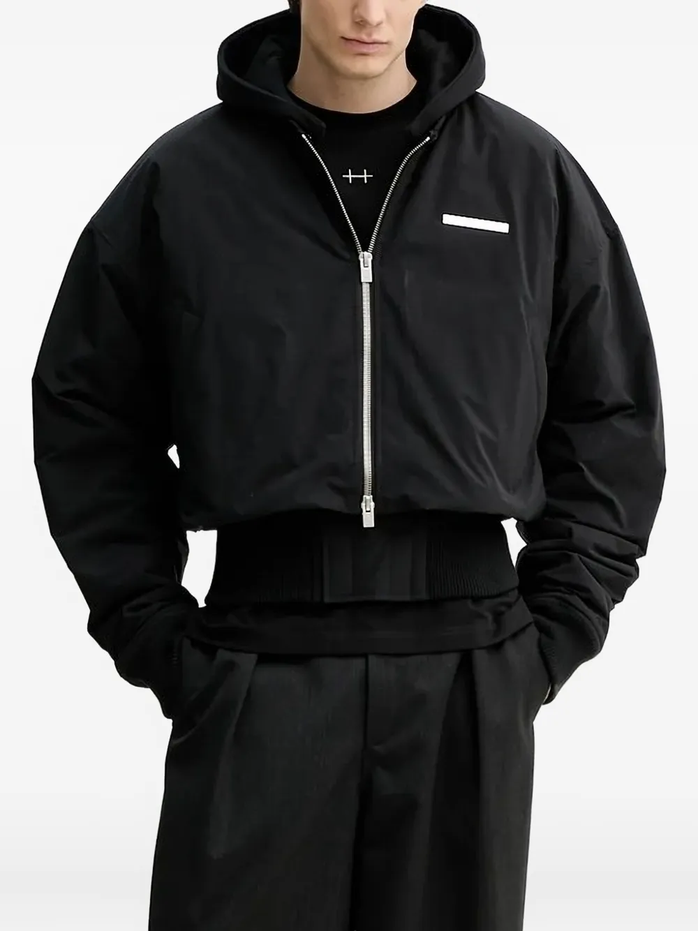 Футболка с круглым вырезом HELIOT EMIL, черный
Футболка с круглым вырезом HELIOT EMIL, черный